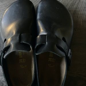 Birkenstock black leather closed shoes, upgraded with Vibram soles, 7.5/38 Euro